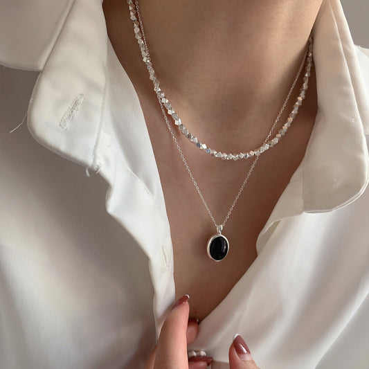 Black Onyx Pendant Necklace in Sterling Silver – Elegant Minimal Jewelry for Women